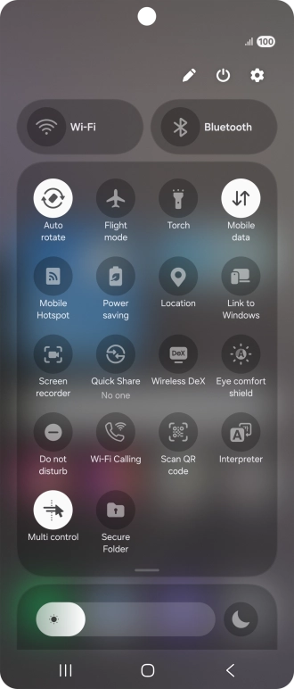 Press the WiFi Calling icon to turn the function on or off.