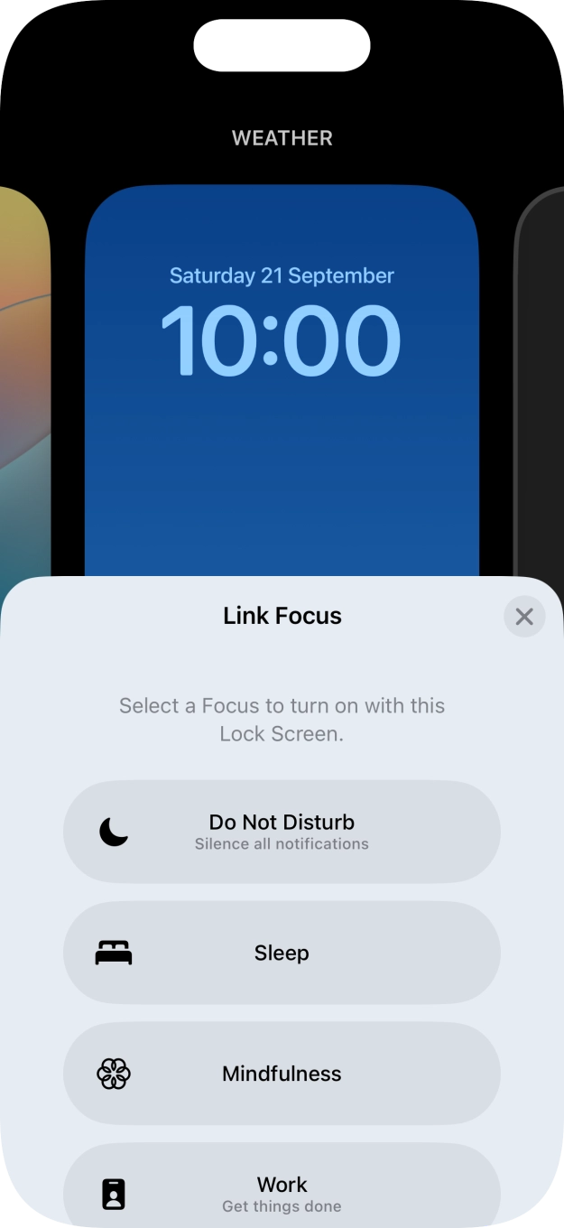 Press the required focus mode.