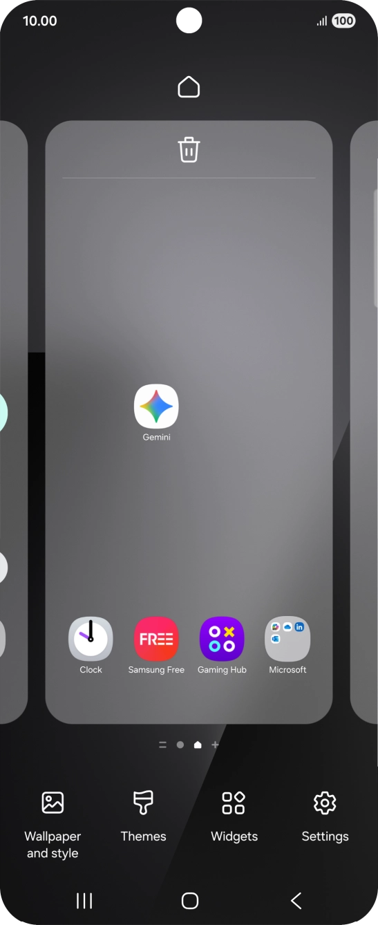 Press the remove icon to remove the home screen page.