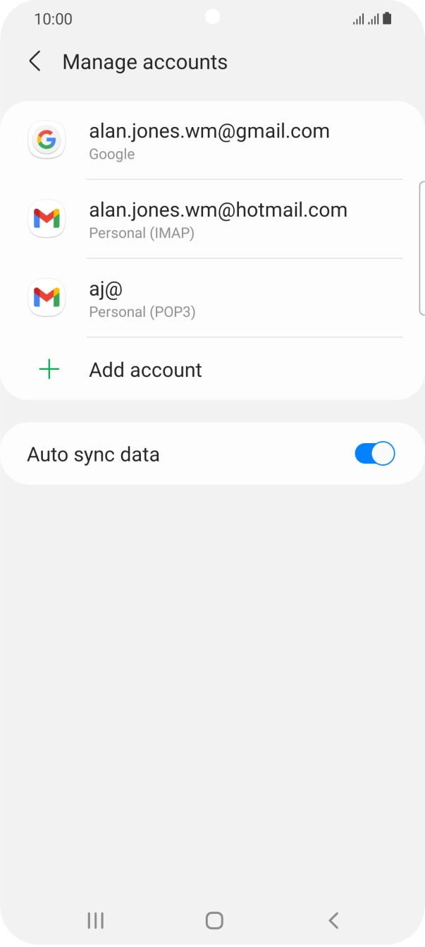 Press the indicator next to 'Auto sync data' to turn the function on or off.
