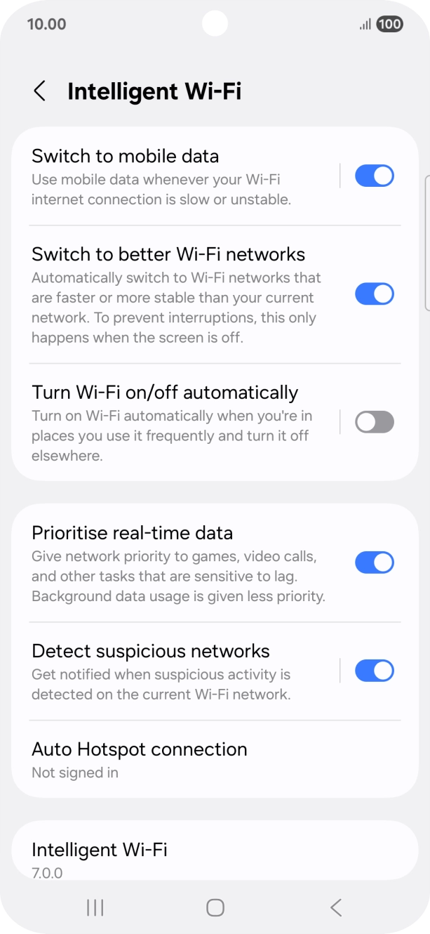 Press the indicator next to 'Switch to mobile data' to turn the function on or off.