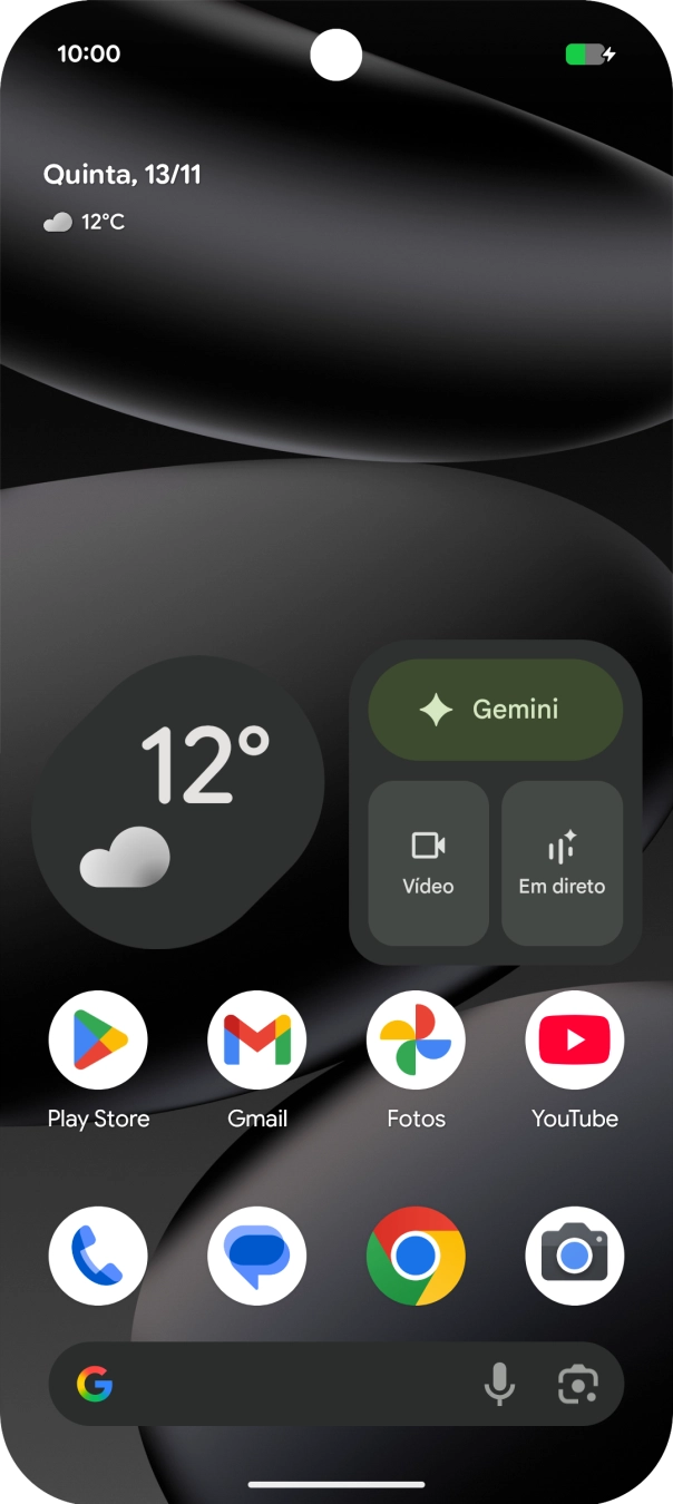 Quando o ícone de bateria em carregamento for mostrado no ecrã, a bateria está em carregamento.