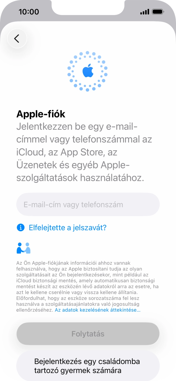 Válaszd az E-mail-cím vagy telefonszám lehetőséget, és írd be az Apple-fiókodhoz tartozó felhasználónevet. Válaszd az E-mail-cím vagy telefonszám lehetőséget, és írd be az Apple-fiókodhoz tartozó felhasználónevet.
