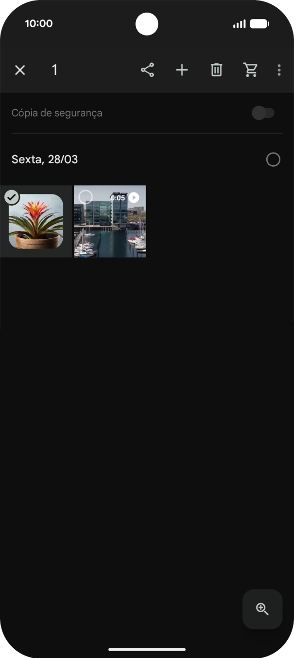 Prima as imagens ou vídeos pretendidos para os adicionar.