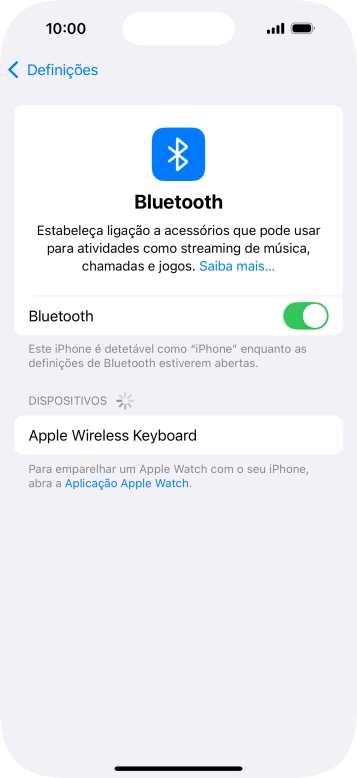 Prima o dispositivo Bluetooth pretendido e siga as indicações no ecrã para emparelhar o dispositivo pretendido com o telefone.