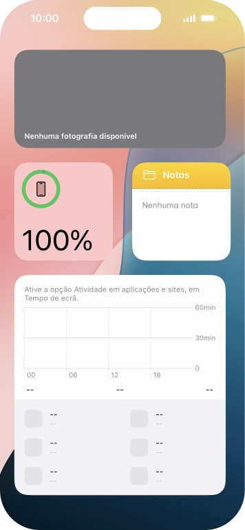 Deslize o dedo para cima ou para baixo no ecrã, para ver mais widgets.