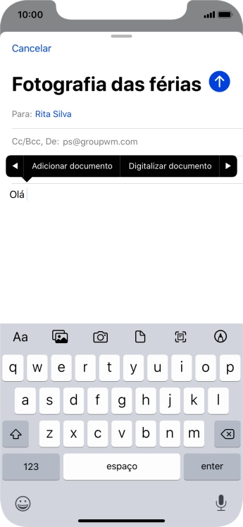 Prima Adicionar documento e siga as indicações no ecrã para anexar um documento.