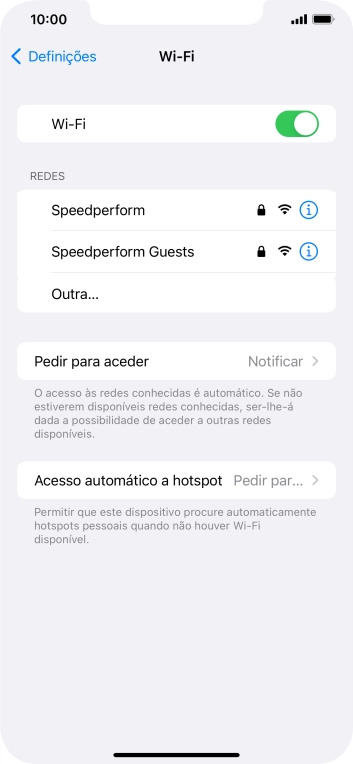 Prima a rede Wi-Fi pretendida e introduza a password da rede Wi-Fi.