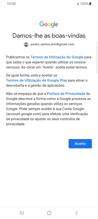 Prima Aceito e siga as indicações no ecrã para escolher as definições da conta Google.