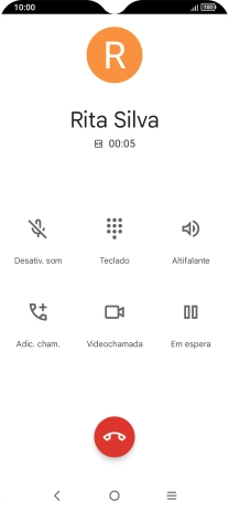 Prima o ícone para terminar a chamada.