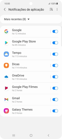 Prima a lista suspensa.