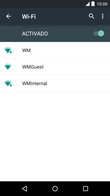 Prima a rede Wi-Fi pretendida.