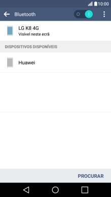 Prima o dispositivo Bluetooth pretendido e siga as indicações no ecrã para emparelhar o dispositivo pretendido com o telefone.