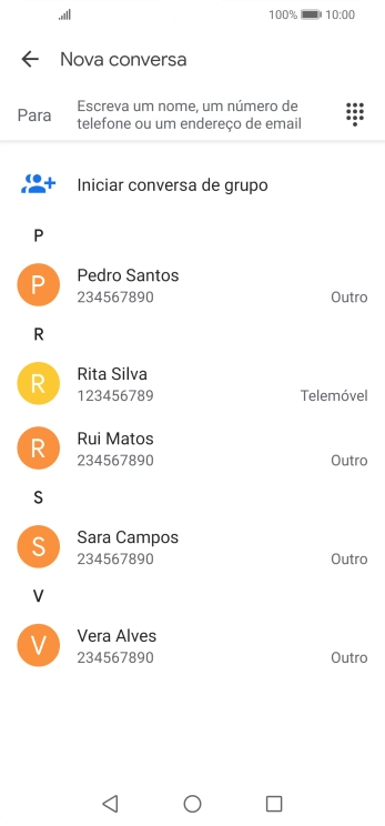 Prima Para e introduza as primeiras letras do nome do destinatário.