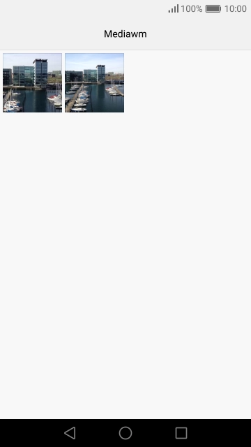 Prima durante um momento a imagem ou o clipe de vídeo.