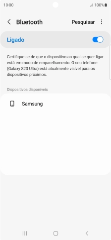 Prima o dispositivo Bluetooth pretendido e siga as indicações no ecrã para emparelhar o dispositivo pretendido com o telefone.