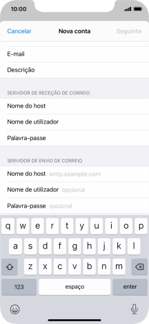 Prima Nome do host e insira smtp.vodafone.pt.