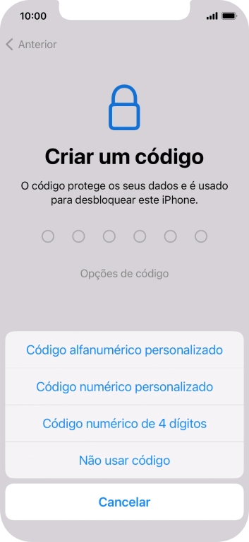Siga as indicações no ecrã para ativar a utilização do código de bloqueio do telefone ou prima Não usar código.