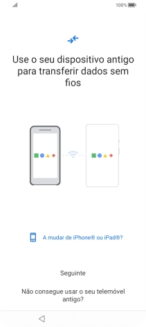 Siga as indicações no ecrã para transferir conteúdo de outro telefone e completar a ativação do telefone.