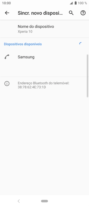 Prima o dispositivo Bluetooth pretendido e siga as indicações no ecrã para emparelhar o dispositivo pretendido com o telefone.