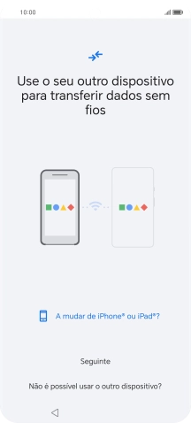 Siga as indicações no ecrã para transferir conteúdo de outro telefone e completar a ativação do telefone.