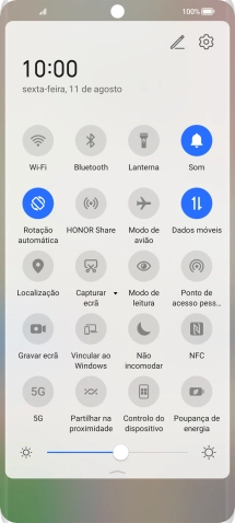 Prima o ícone de dados móveis para ativar ou desativar a função.