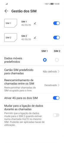 Prima o indicador  junto ao cartão SIM pretendido para ativar ou desativar a utilização do cartão SIM.