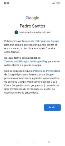 Prima Aceito e siga as indicações no ecrã para escolher as definições da conta Google.