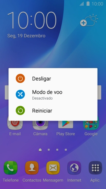 Prima Modo de voo para ativar ou desativar a função.