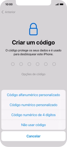 Siga as indicações no ecrã para ativar a utilização do código de bloqueio do telefone ou prima Não usar código.