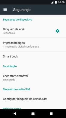 Prima Bloqueio de ecrã e introduza o código de bloqueio do telefone atual.