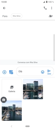 Prima Galeria e vá até à pasta pretendida.
