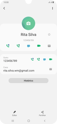 Prima o ícone de chamada junto ao cartão SIM pretendido.