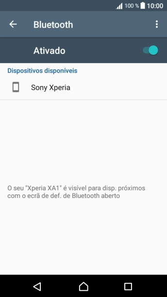 Prima o dispositivo Bluetooth pretendido e siga as indicações no ecrã para emparelhar o dispositivo pretendido com o telefone.