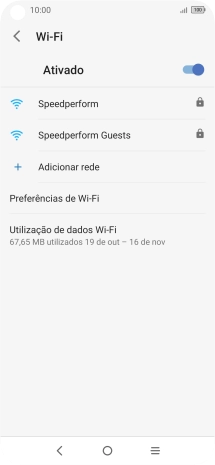 Prima a rede Wi-Fi pretendida.