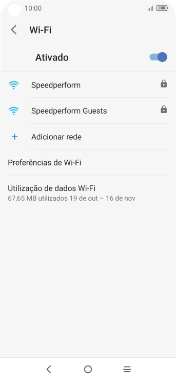 Prima a rede Wi-Fi pretendida.
