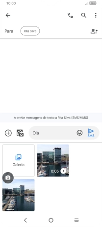 Prima Galeria e vá até à pasta pretendida.
