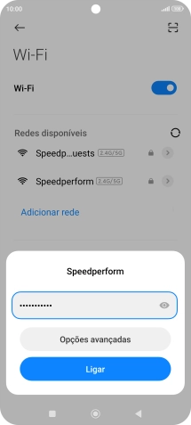 Introduza a password da rede Wi-Fi e prima Ligar.
