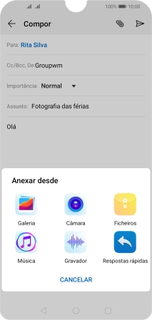 Prima Ficheiros e vá até à pasta pretendida.
