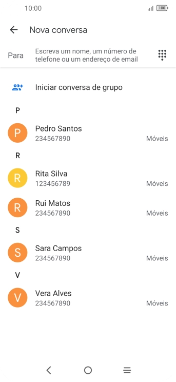 Prima a caixa de pesquisa e introduza as primeiras letras do nome do destinatário.