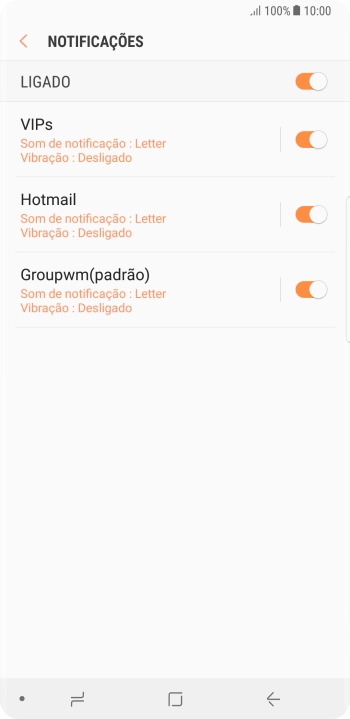 Prima o indicador junto à conta de e-mail pretendida para ativar ou desativar a função.