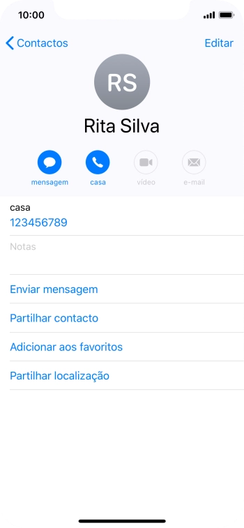 Para voltar ao ecrã inicial, deslize o dedo de baixo para cima a partir da base do ecrã.