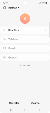 Prima Telefone e introduza o número de telefone pretendido.