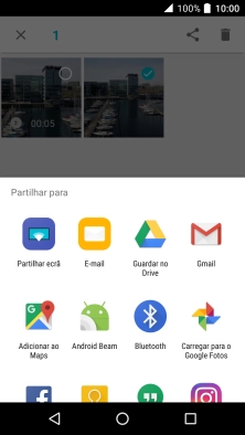 Deslize o dedo para cima no ecrã.