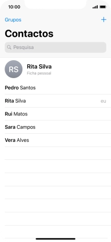 Prima o ícone de novo contacto.