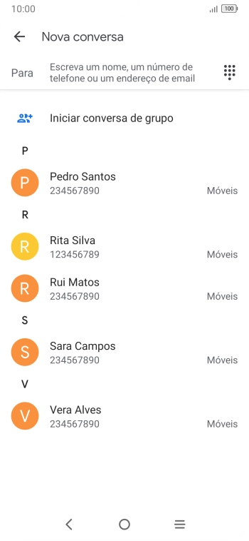 Prima a caixa de pesquisa e introduza as primeiras letras do nome do destinatário.