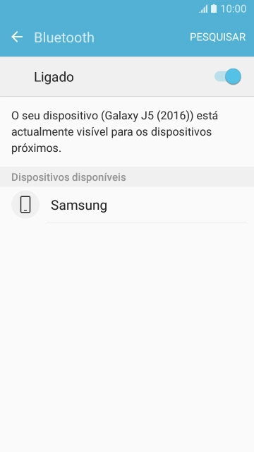 Prima o dispositivo Bluetooth pretendido e siga as indicações no ecrã para emparelhar o dispositivo pretendido com o telefone.