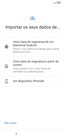 Prima a definição pretendida e siga as indicações no ecrã para transferir conteúdo de outro telefone.
