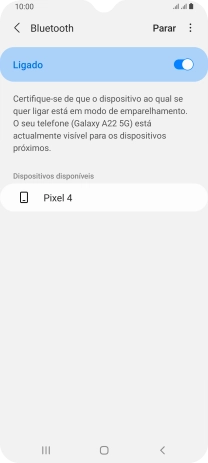 Prima o dispositivo Bluetooth pretendido e siga as indicações no ecrã para emparelhar o dispositivo pretendido com o telefone.