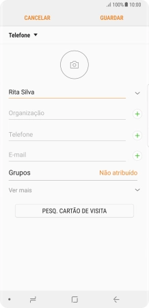 Prima Telefone e introduza o número de telefone pretendido.
